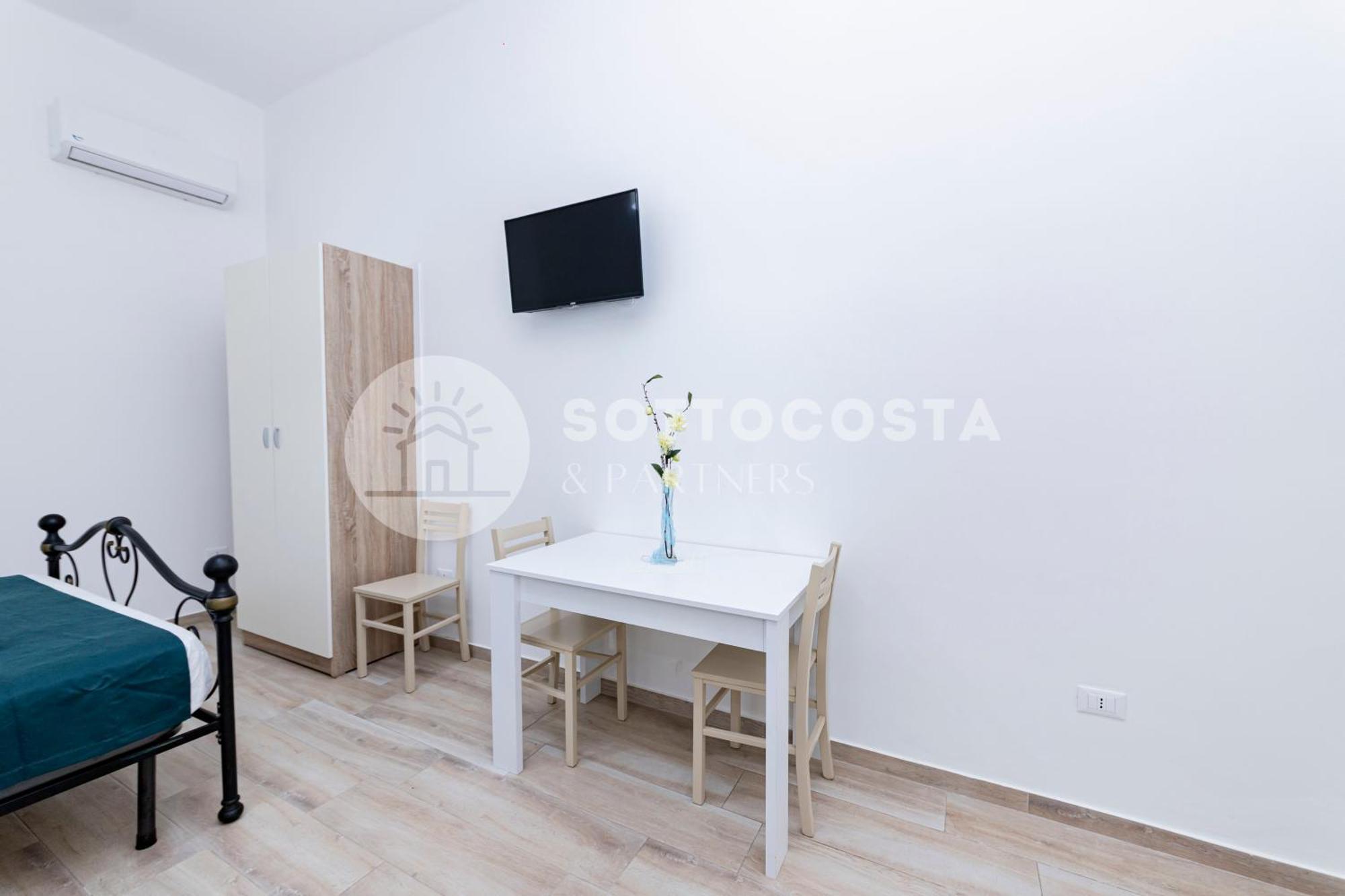 Hotel Lory'S House Porto Cesareo Exterior foto