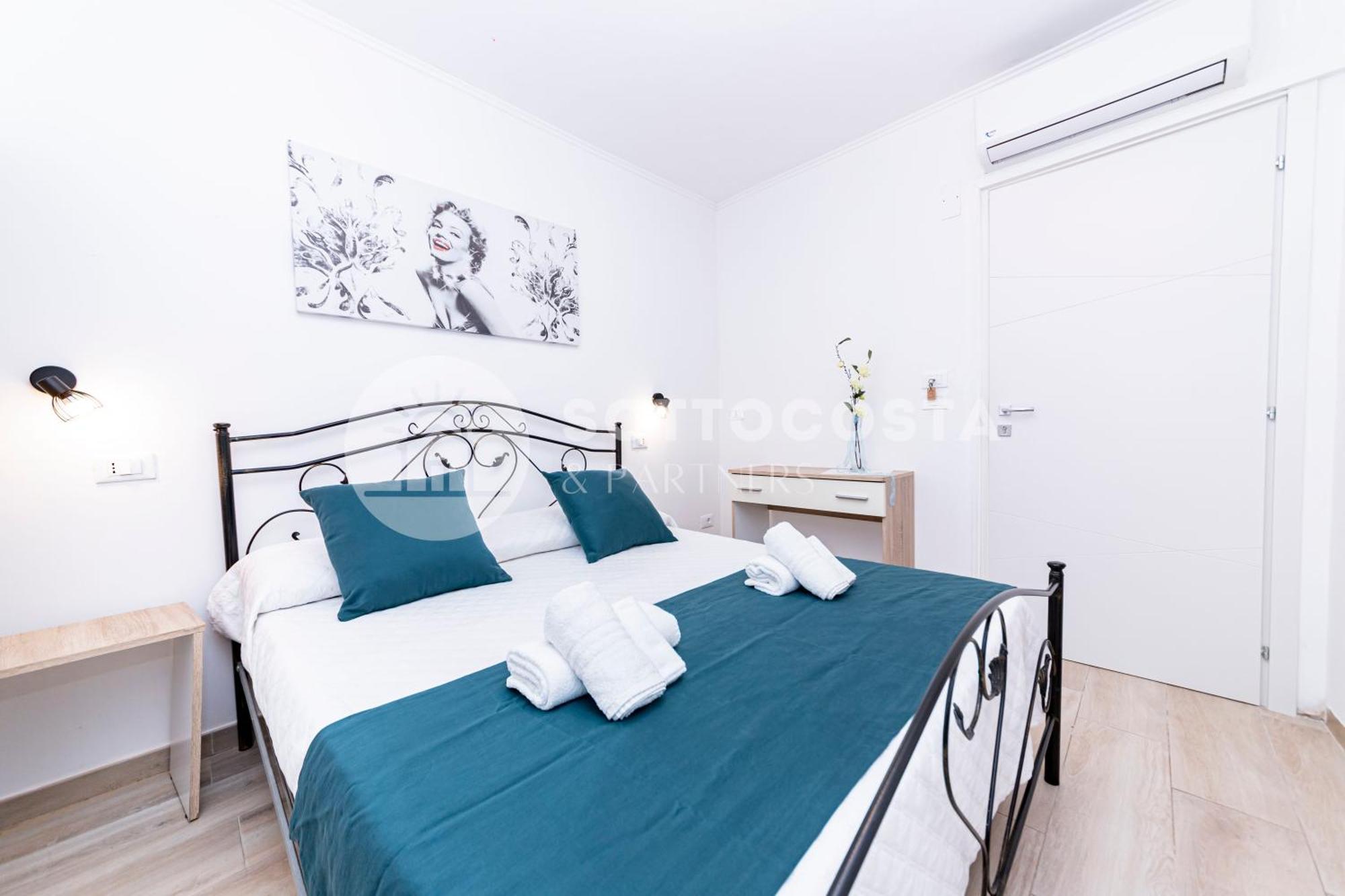Hotel Lory'S House Porto Cesareo Exterior foto