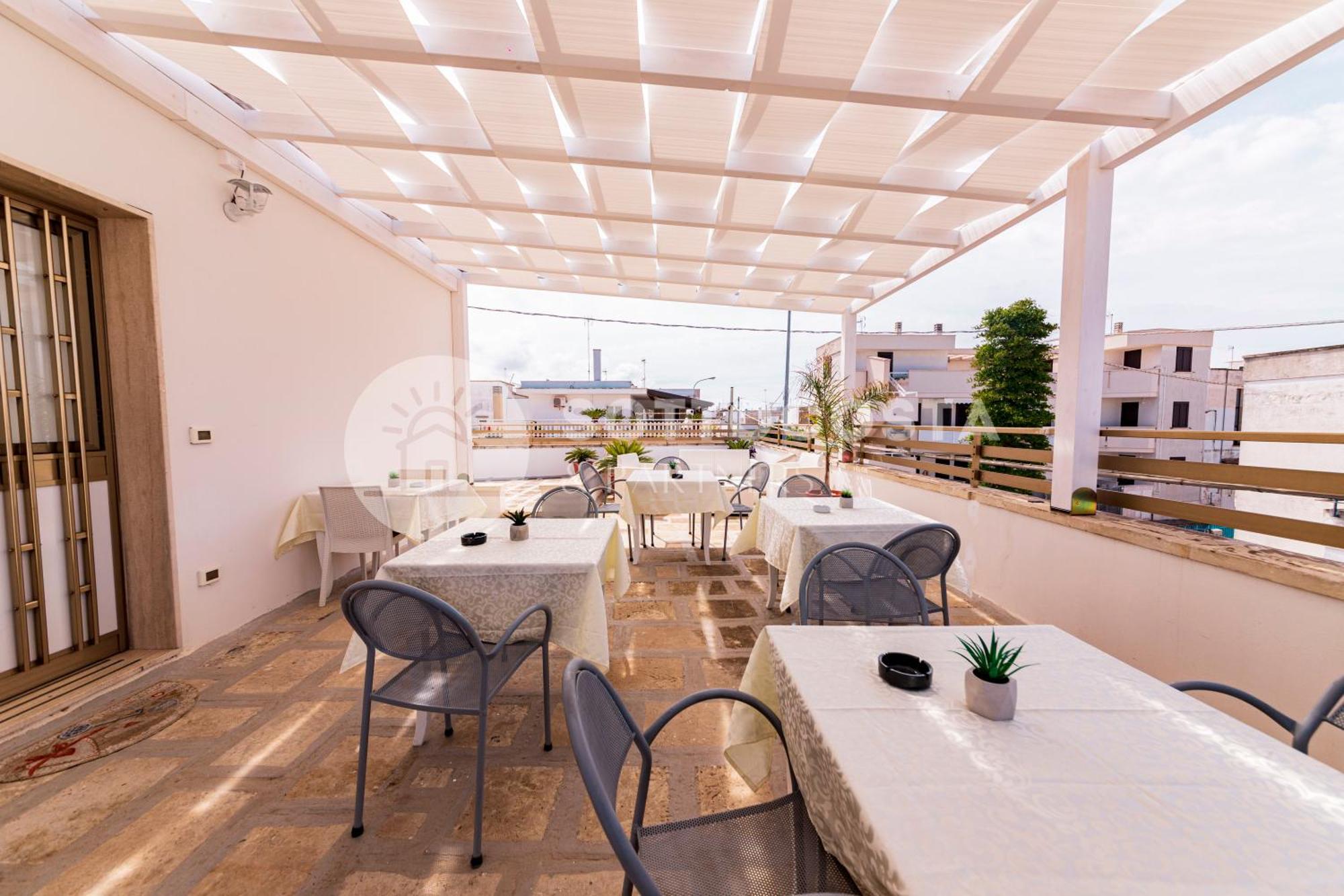 Hotel Lory'S House Porto Cesareo Exterior foto