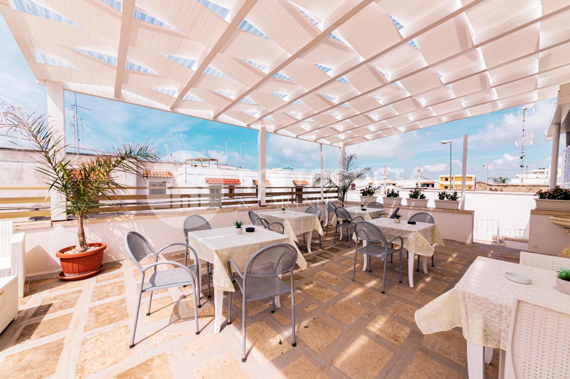 Hotel Lory'S House Porto Cesareo Exterior foto
